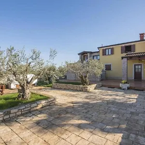 Arrburoni Novigrad Istria